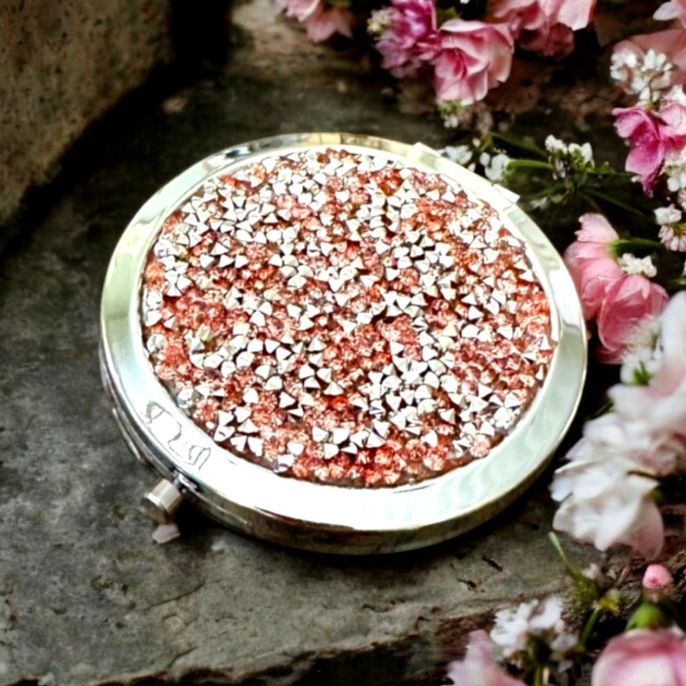 Glam Compact Mirror Magnifying